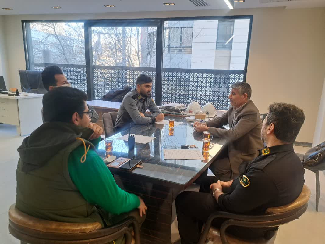 آموزش ضمن خدمت پلیس یاران در گروه صنعتی زرمهر مالیک 